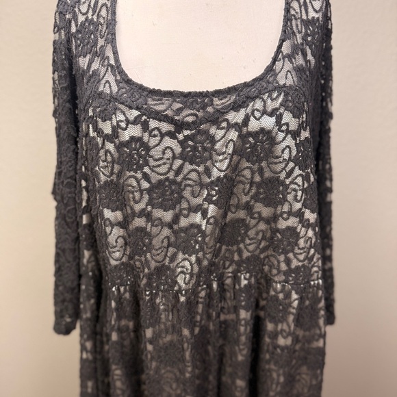 Torrid Black Lace Illusion Metallic Silver Lining Dress Sz 5 (28) 5X Party - Picture 5 of 8